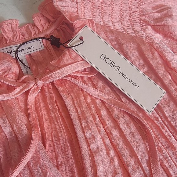 BCBGeneration Revolve crinkle front tie coral orange blouse size XS - Picture 2 of 11